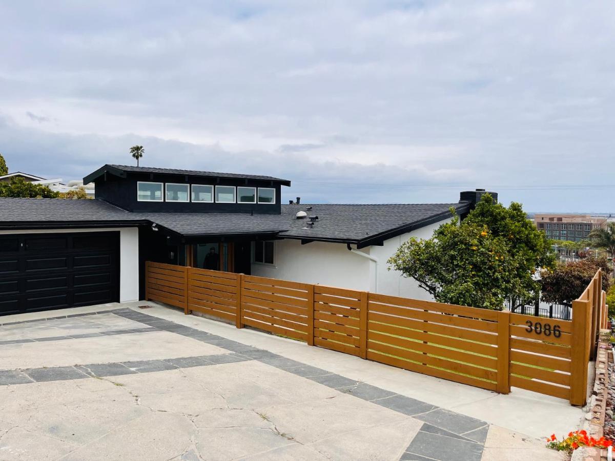 5-Star Hillside Home With Coastal Views, Gameroom, Pool, Hot Tub, 8 People Max Occupancy, 2024 Remodel, New Management, Free Parking เวนทูรา ภายนอก รูปภาพ